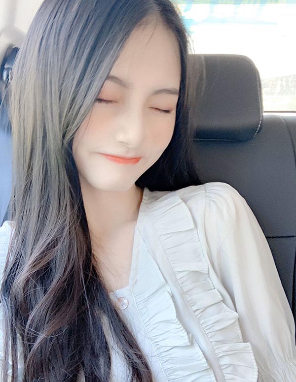 迪拜留学生上门