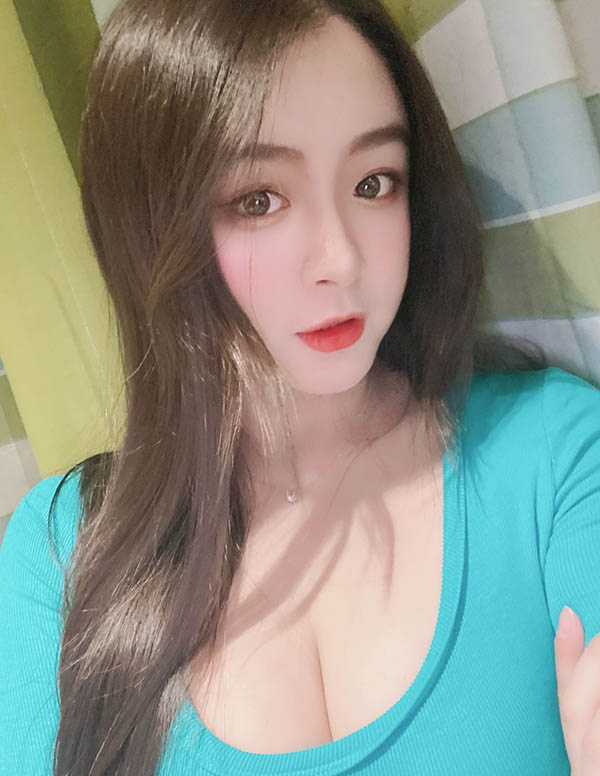 芝加哥外围女大学生