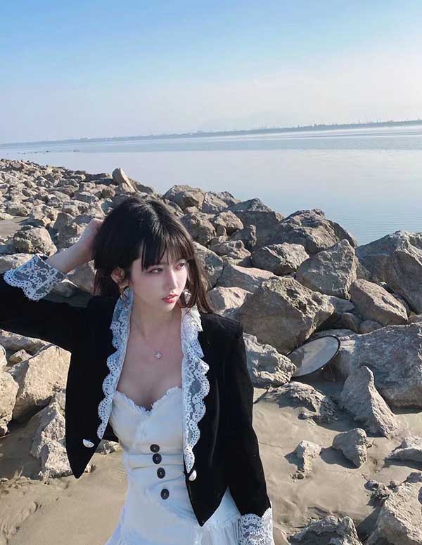 巴黎外围留学生